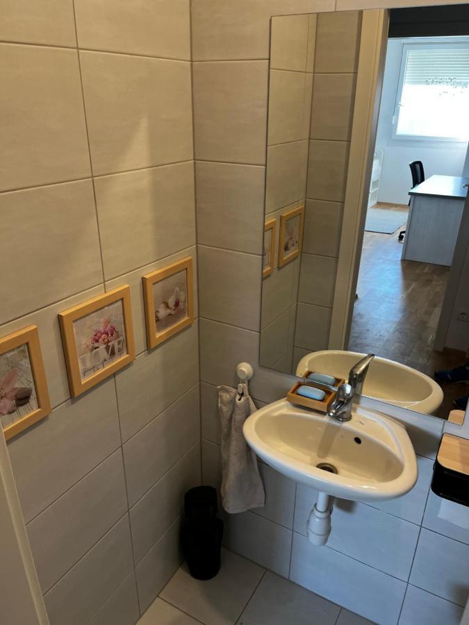 דירות ספליט Apartman Vanesa מראה חיצוני תמונה